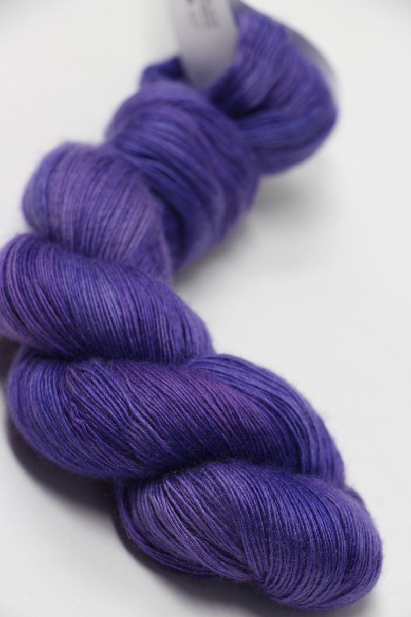 Artyarns Cashmere 5 | H5 Violetas at Fabulous Yarn