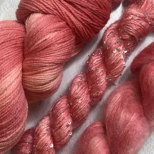 ARTYARNS Moulin Rouge Kit - Antique Rose