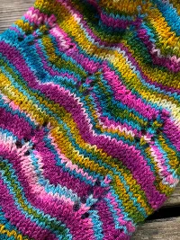 ARTYARNS Neon Sky Cowl Detail