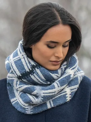 Blue Sky Kits - Woolstok Worsted - Aurora Infinity Cowl