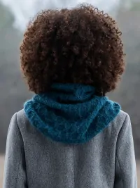 Blue Sky Knitkit - Carina Cowl Detail