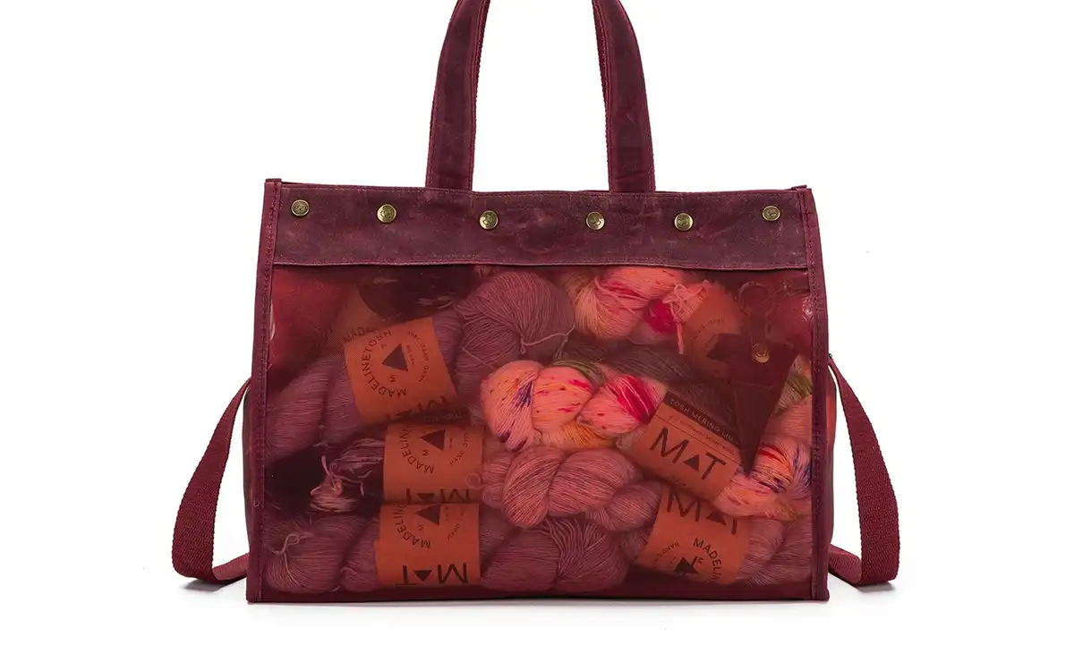 Della Q Makers Mesh Tote in Red at Fabulous Yarn