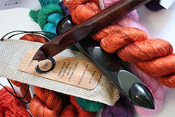 ZEN Crochet Hook Set in Olivewood at Fabulous Yarn