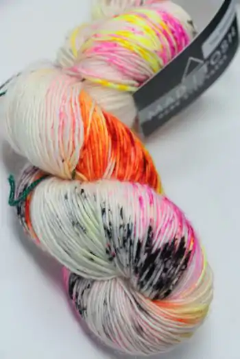 Tosh Merino Light GLOW Love 